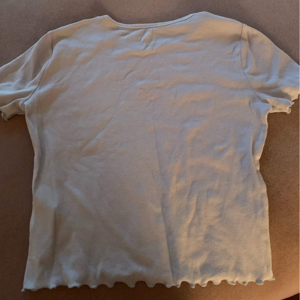 HOLLISTER baby blue tee - Picture 3 of 3